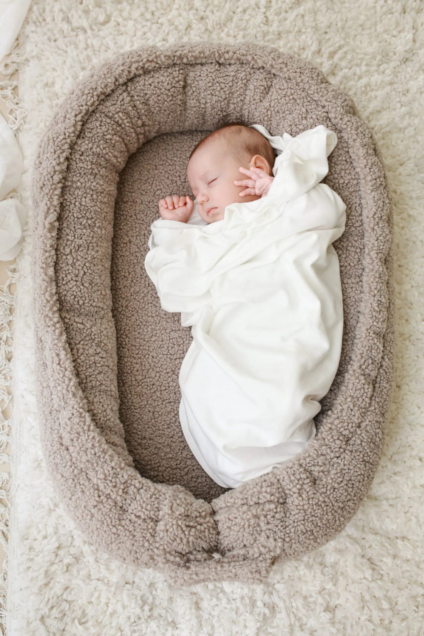 Håndlaget babynest